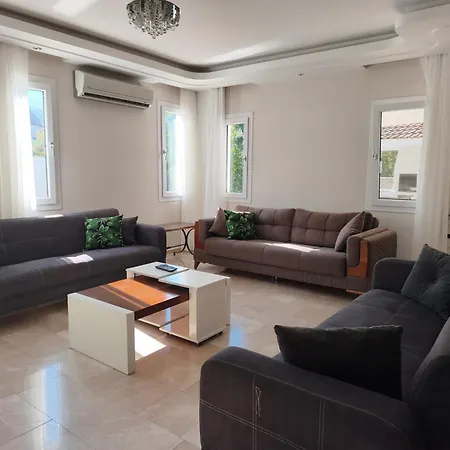 Villa Dalyan Parna *